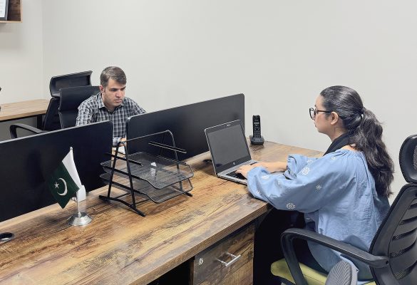 dedicated desk arrowdesk image services