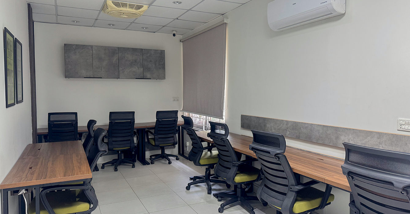 main banner private office